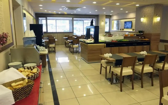 Hotel Helen Park