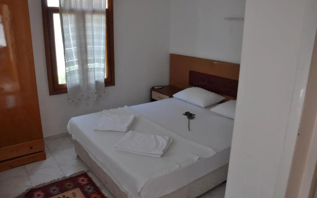 Marti Hotel