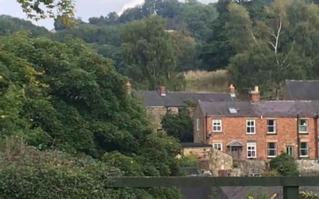 Hillside Cottage