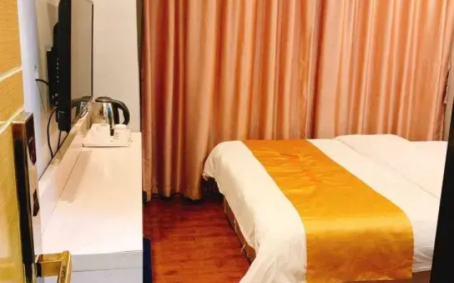 Seven Orange Hotel (Shenzhen North Station Minzhi)