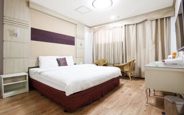 NS Hotel