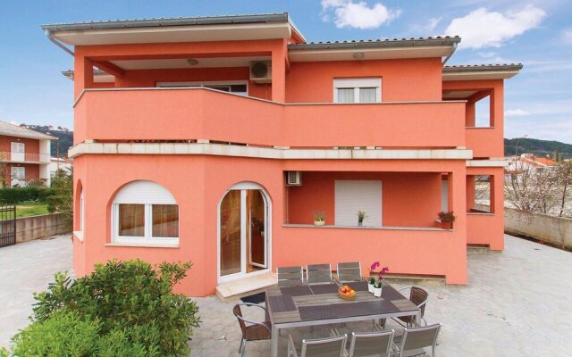 Beautiful Home in Palit With 4 Bedrooms
