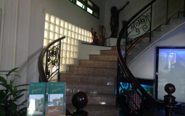 Sunny Hotel Binh Quoi