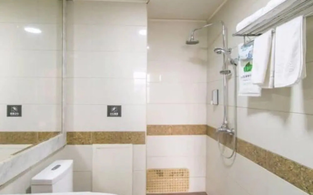 Tianjin Bindao Holiday Hotel