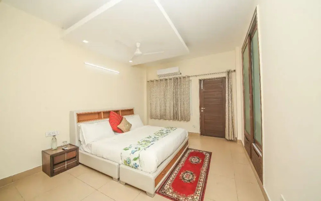 Luxury 3 Bedroom's Apartment