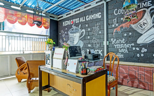 OYO 3214 Puri Amalia