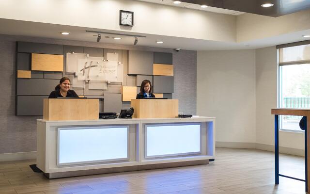 Holiday Inn Express Fullerton - Anaheim by IHG