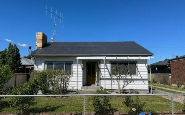 Joshi's Villa – Outside – Seymour