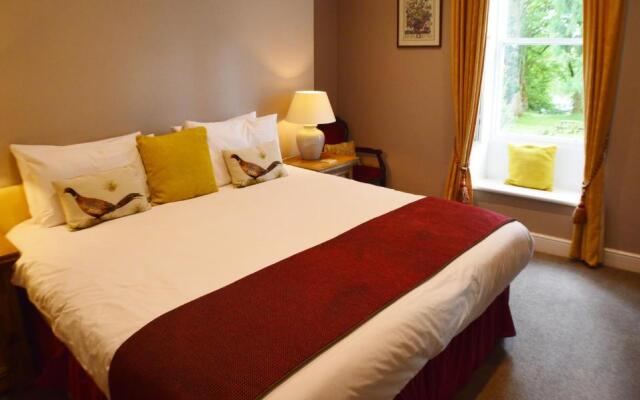 Lowbyer Manor Country House