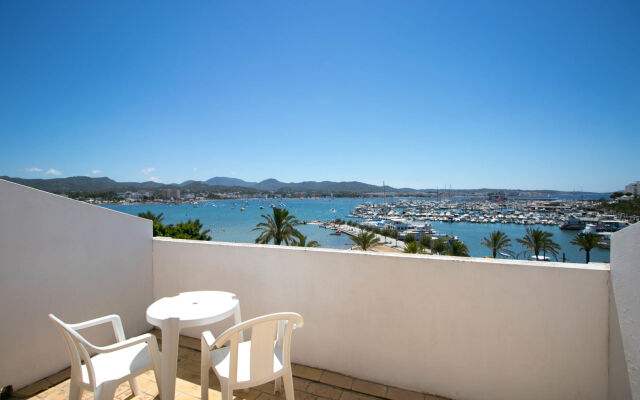 The White Apartments by Ibiza Feeling - Adults Only