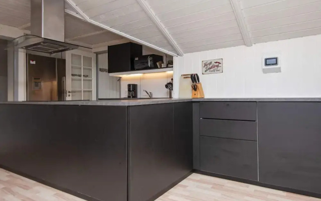 6 Person Holiday Home in Ebeltoft-by Traum