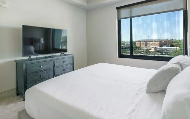 The Hayworth Apartments By Barsala