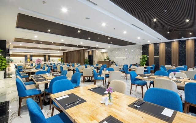 Miracle Luxury Hotel