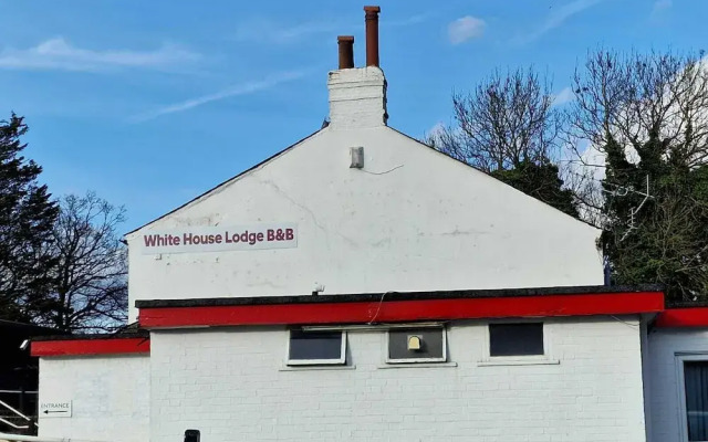 White House Lodge B&B