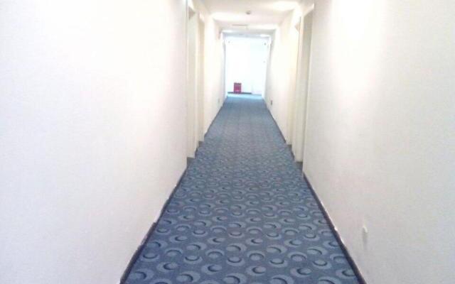 7Days Inn ShangHai XuJiaHui YiShan Road SubwayStation