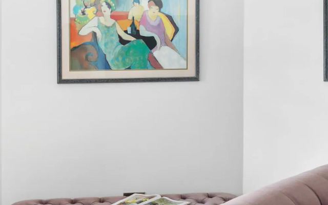 Coombe Bank in Teignmouth