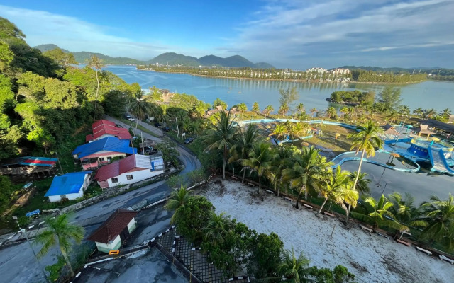 Marina Cove Resort