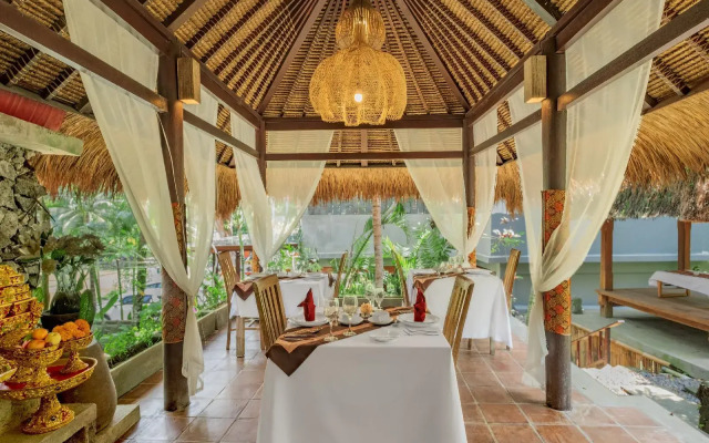 Отель The Kanjeng Resort Ubud