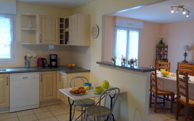 Holiday Home in Normandy Near Sandy Beaches