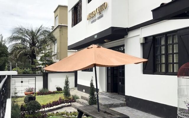 Hotel Muros Quito