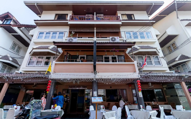 Thipurai Annex Hotel