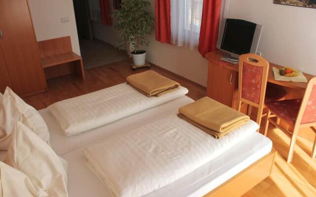 Garni Hotel Villa Tamara