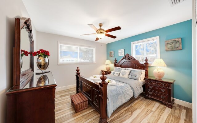 Sunny Waterside A in Dania Beach
