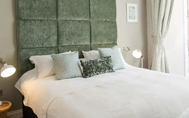 The Lane Hotel
