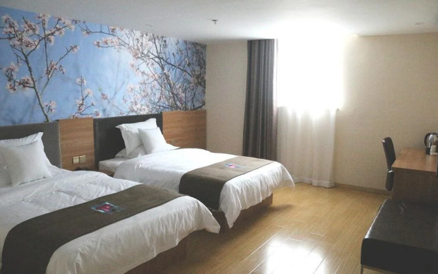 7 Days Party Inn
