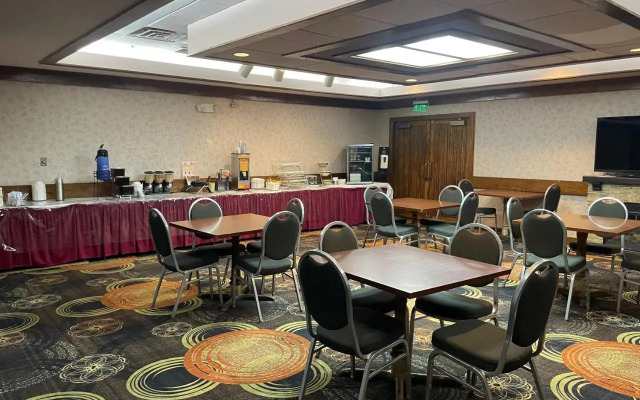 Ramada Conference Center Of Logansport