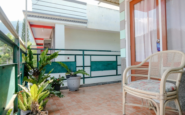 OYO 2046 Villa Hardi