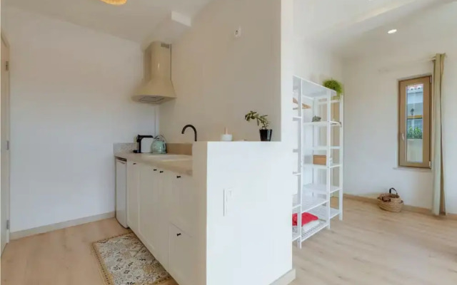 Eco Stay on the Hill by Sea N' Rent