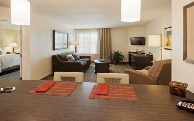 Candlewood Suites Erie