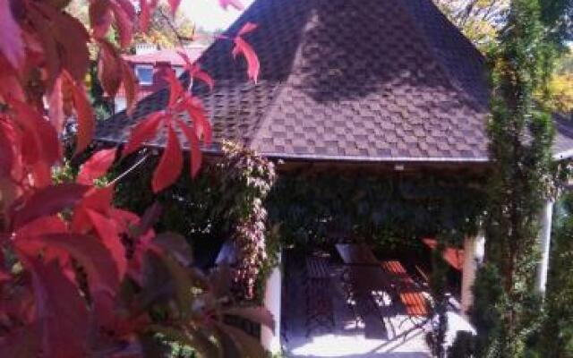 Kurort Agnes Willa Sanssouci-Dauc LTD