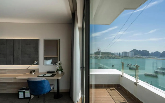 Wyndham Garden Legend Halong