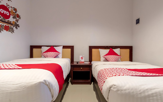 Super OYO 283 Helvetia Residence