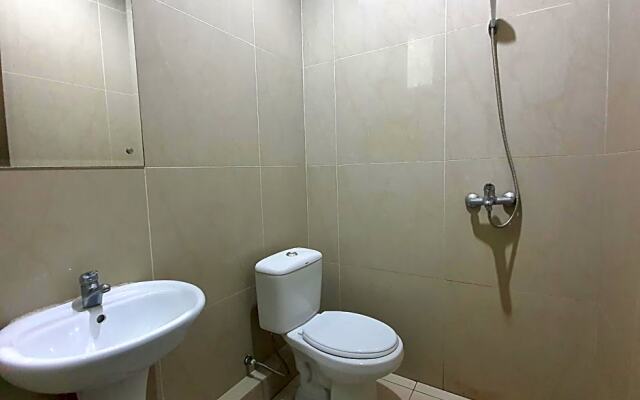 OYO 90435 Sena Home Homestay 819