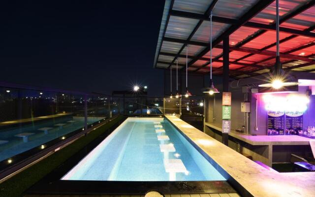 248 Street Hostel