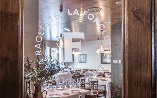 Ski Plaza Hotel & Wellness