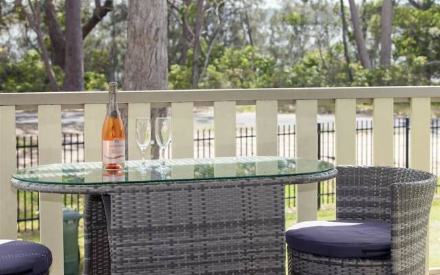 Holiday Haven Swan Lake
