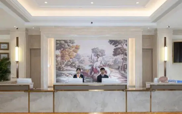 Vienna Hotel (Tonghua Wanda Plaza Branch)