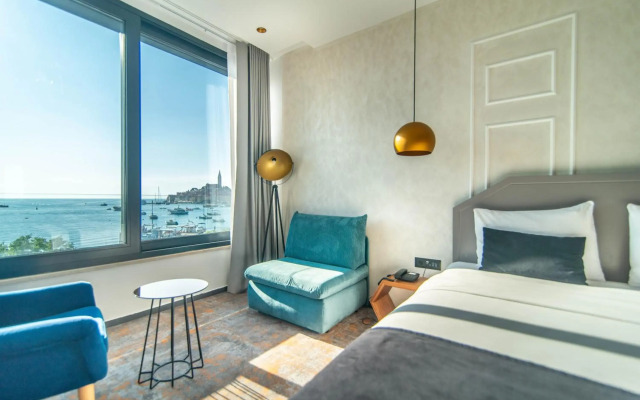 Hotel Delfin
