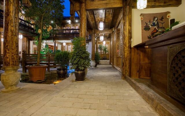 The Purplevine Inn Lijiang