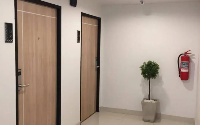 Aparthotel Live at Home Sukhumvit 105