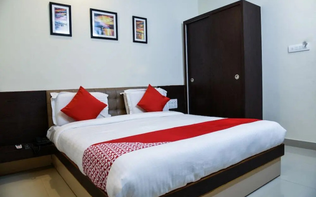 OYO 22405 Hotel Suraj Palace