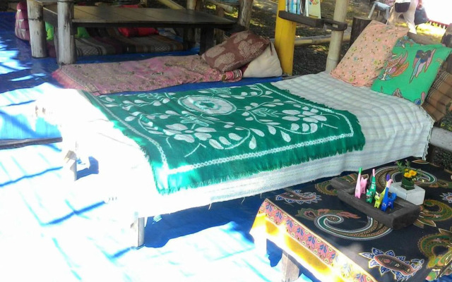 Norn Pai Norn Play Guesthouse