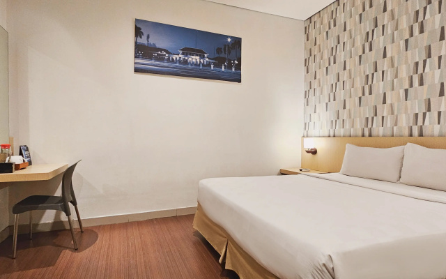 Hotel 88 Embong Malang Tunjungan By WH