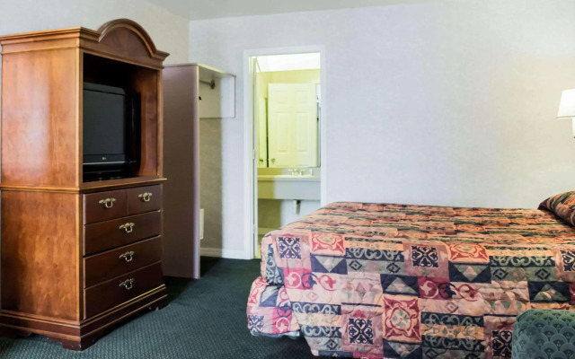 Rodeway Inn Clearwater - Largo