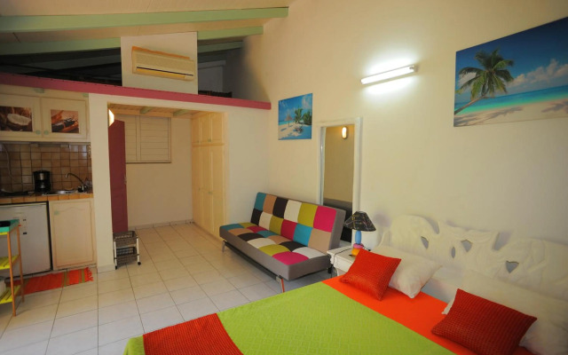 Au Domaine Des Bougainvilliers