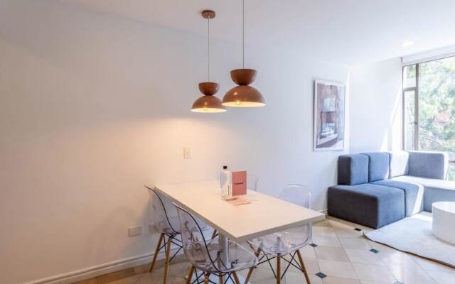 w Unique 2BR Duplex in Parque 93